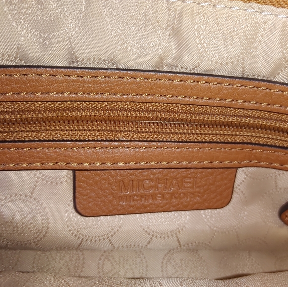 Michael Kors - Picture 5 of 5